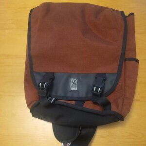 Chrome Industries cross body backpack bike messenger